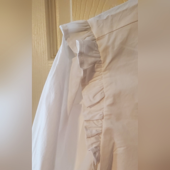 Eloquii  Elements Women's Plus Size Puff Sleeve Shirt With Ruffles - Picture 7 of 10